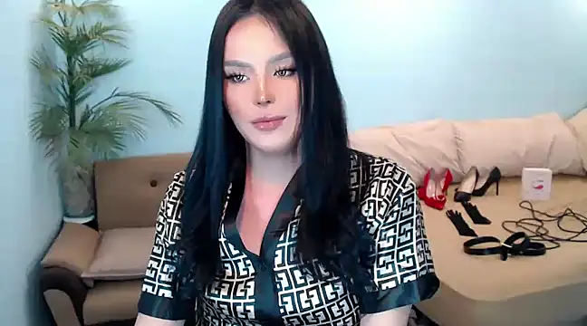 PrettyWomanxxx online show from December 1, 2024, 7:36 pm