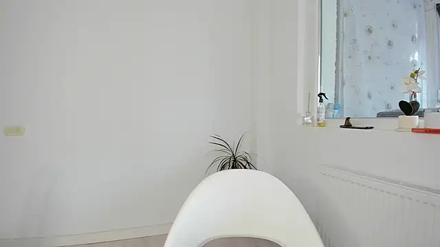 Snapshot of DiamondKay chatting on February 10, 2026, 8:07 am DiamondKay online show from February 10, 2026, 8:07 am