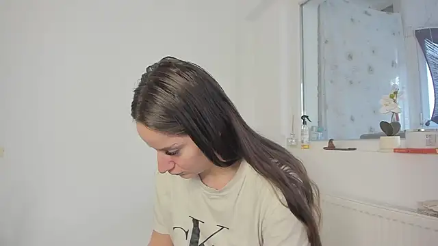 Snapshot of DiamondKay chatting on February 11, 2026, 7:57 am DiamondKay online show from February 11, 2026, 7:57 am