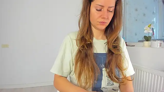 Snapshot of DiamondKay chatting on February 24, 2026, 6:22 am DiamondKay online show from February 24, 2026, 6:22 am