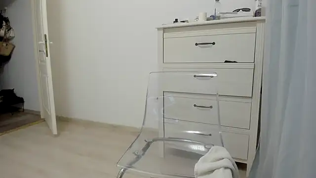 Snapshot of woolfiie chatting on February 24, 2025, 11:19 pm woolfiie online show from February 24, 2025, 11:19 pm