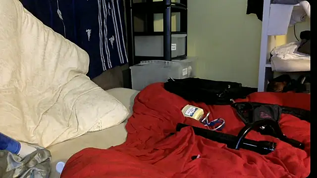 londonfuckwhore online show from November 15, 2025, 3:15 am