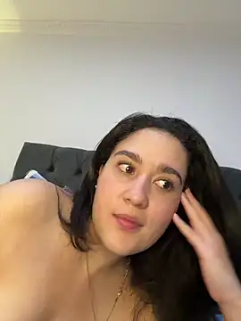 Snapshot of Nina_lovi chatting on February 5, 2025, 6:46 am Nina lovi online show from February 5, 2025, 6:46 am