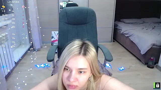 Lana  Nova online show from January 24, 2025, 11:15 am