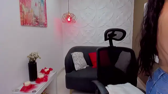 Sharon tits online show from March 21, 2026, 9:40 pm