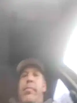 trucker1979 online show from December 18, 2025, 6:36 pm