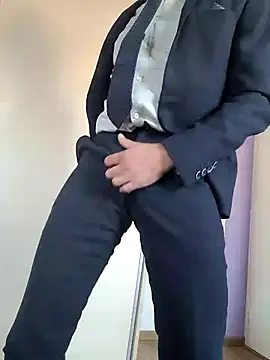 Snapshot of Justforoneday chatting on November 4, 2025, 12:15 pm Justforoneday online show from November 4, 2025, 12:15 pm