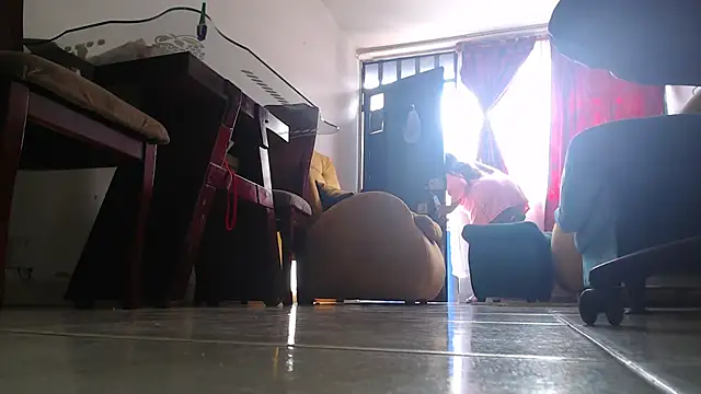 Ixchel Anaid online show from October 5, 2025, 12:58 pm