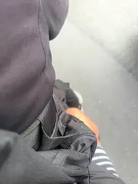 Ixchel Anaid online show from November 26, 2025, 12:39 pm