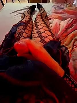 MAllE4 online show from October 16, 2025, 1:45 pm