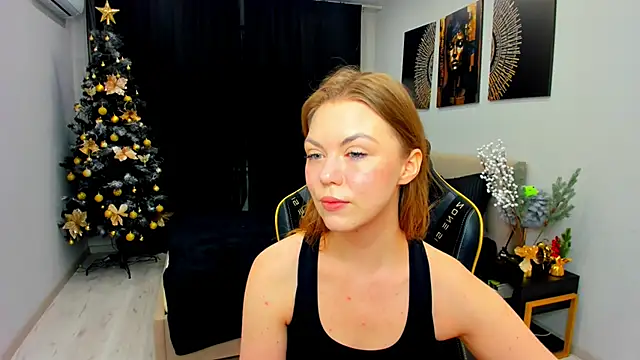 Strawberrye online show from January 13, 2026, 3:23 am