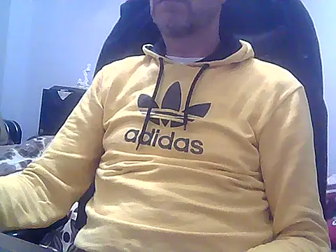 Snapshot of boran34 chatting on January 11, 2026, 9:42 pm boran34 online show from January 11, 2026, 9:42 pm