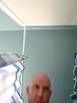 Snapshot of Anix888 chatting on January 6, 2025, 8:35 am Anix888 online show from January 6, 2025, 8:35 am