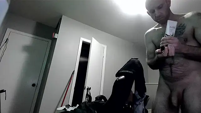 Snapshot of Anix888 chatting on December 5, 2025, 11:30 am Anix888 online show from December 5, 2025, 11:30 am