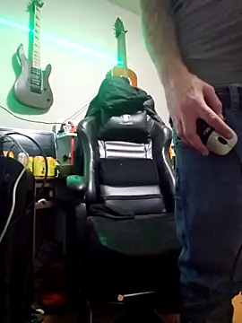 Snapshot of Anix888 chatting on December 14, 2025, 8:30 am Anix888 online show from December 14, 2025, 8:30 am