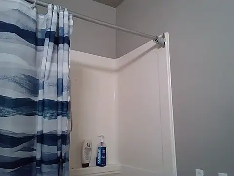 Snapshot of Anix888 chatting on December 15, 2025, 6:45 pm Anix888 online show from December 15, 2025, 6:45 pm