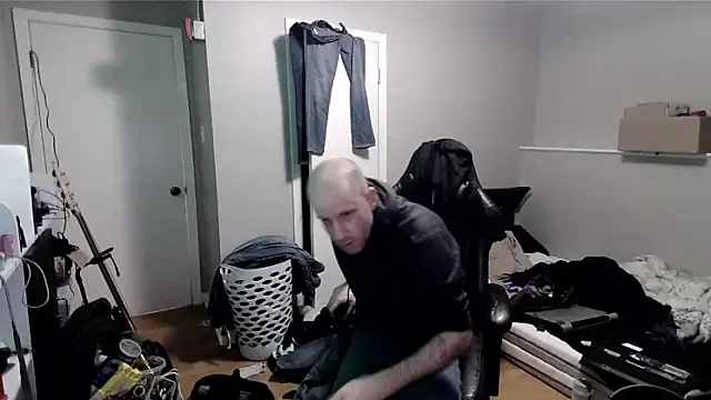 Snapshot of Anix888 chatting on January 8, 2026, 8:49 am Anix888 online show from January 8, 2026, 8:49 am