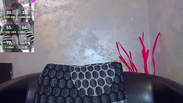 Emma Muller32 online show from March 19, 2025, 4:36 am