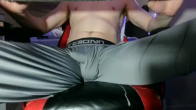 Snapshot of Dick_and_muscles chatting on December 22, 2025, 7:05 am Dick and muscles online show from December 22, 2025, 7:05 am