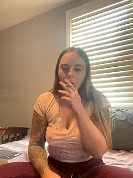 jaseyrae online show from September 28, 2025, 3:50 pm