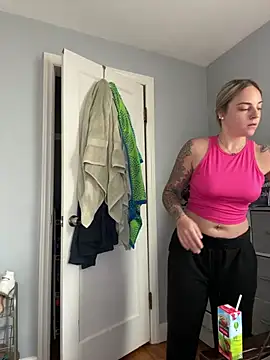 jaseyrae online show from August 4, 2026, 1:36 pm