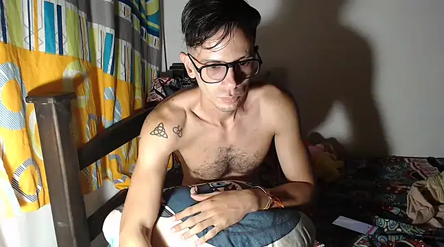 alisterxxx online show from January 19, 2025, 2:57 am