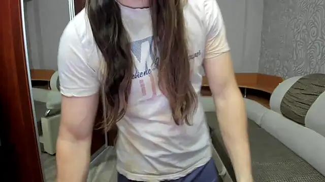 Marrymepls online show from October 18, 2025, 9:59 pm