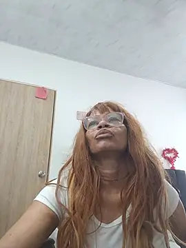 Snapshot of BustyMilf_ chatting on July 18, 2026, 1:15 pm BustyMilf online show from July 18, 2026, 1:15 pm