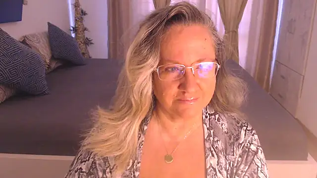 Snapshot of Raisshy chatting on September 21, 2025, 9:55 am Raisshy online show from September 21, 2025, 9:55 am