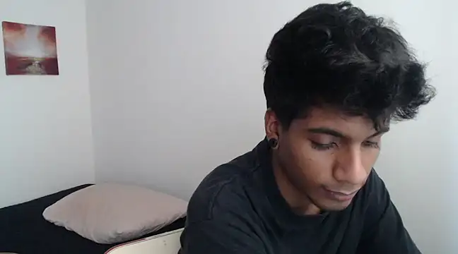 Snapshot of stevenosori chatting on February 13, 2025, 5:44 pm stevenosori online show from February 13, 2025, 5:44 pm