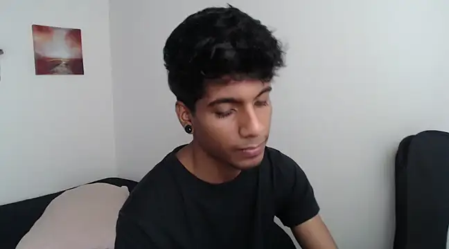 Snapshot of stevenosori chatting on February 14, 2025, 5:03 pm stevenosori online show from February 14, 2025, 5:03 pm