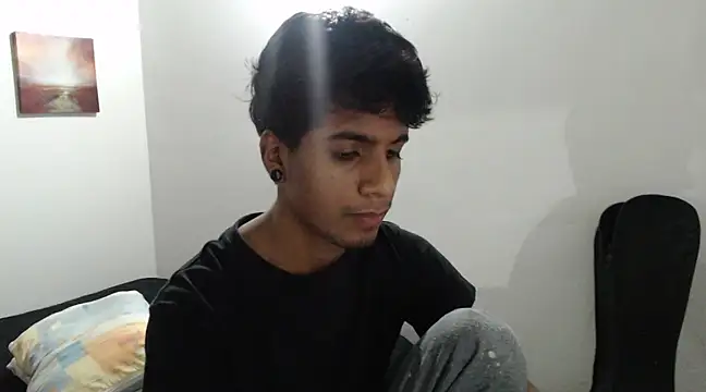 Snapshot of stevenosori chatting on February 15, 2025, 1:31 am stevenosori online show from February 15, 2025, 1:31 am