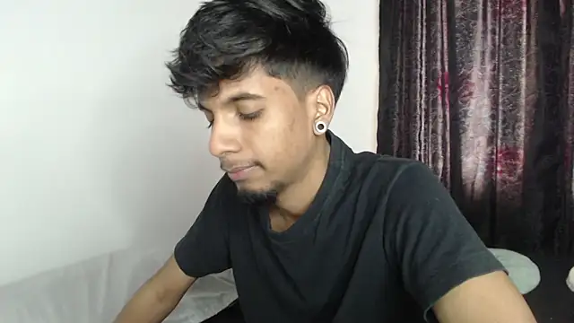 Snapshot of stevenosori chatting on September 17, 2025, 4:52 pm stevenosori online show from September 17, 2025, 4:52 pm