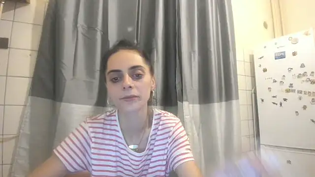 Snapshot of jessystarr chatting on October 14, 2025, 9:37 pm jessystarr online show from October 14, 2025, 9:37 pm