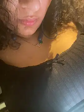 miaoberoi online show from December 7, 2024, 4:25 pm