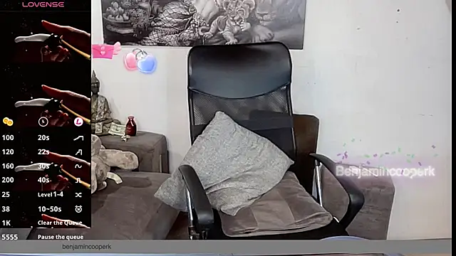 Snapshot of BenjaminCooperk chatting on September 15, 2025, 5:07 am BenjaminCooperk online show from September 15, 2025, 5:07 am