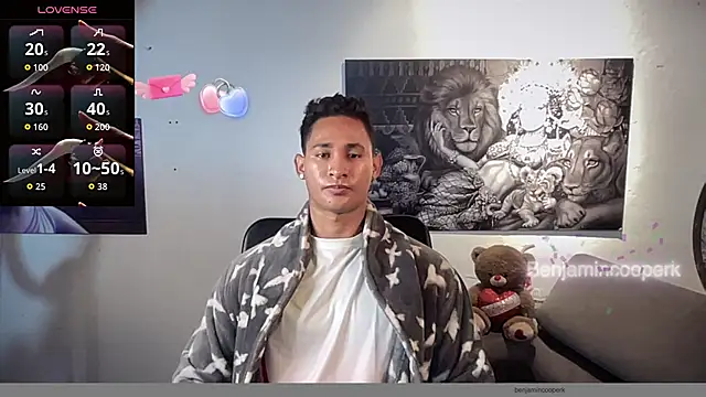 Snapshot of BenjaminCooperk chatting on October 25, 2025, 10:01 am BenjaminCooperk online show from October 25, 2025, 10:01 am