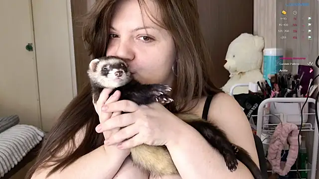 Snapshot of cutewhip chatting on October 23, 2025, 5:01 pm cutewhip online show from October 23, 2025, 5:01 pm