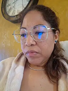 Snapshot of mila38 chatting on April 26, 2026, 7:39 am mila38 online show from April 26, 2026, 7:39 am
