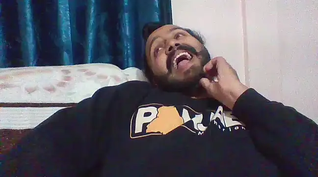 Snapshot of tejvirdhanoa chatting on December 13, 2024, 3:32 pm tejvirdhanoa online show from December 13, 2024, 3:32 pm