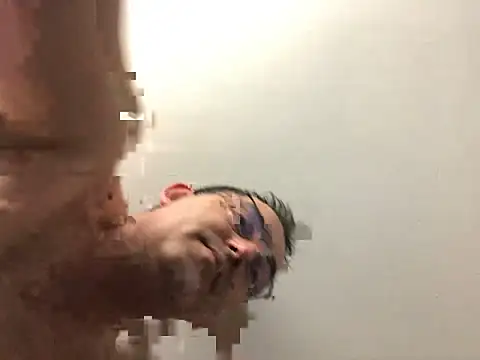 Snapshot of Lentbulant chatting on March 16, 2025, 3:39 pm Lentbulant online show from March 16, 2025, 3:39 pm