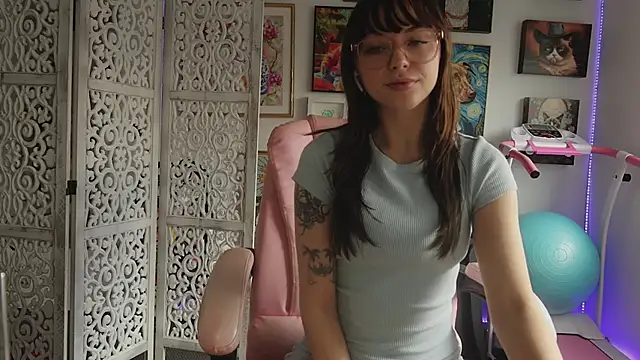 Snapshot of makiyahbelle chatting on June 11, 2026, 3:04 am makiyahbelle online show from June 11, 2026, 3:04 am