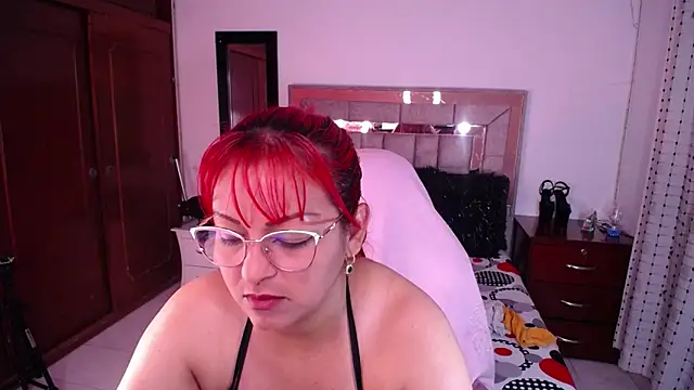 salomecastro  online show from January 25, 2025, 1:32 am
