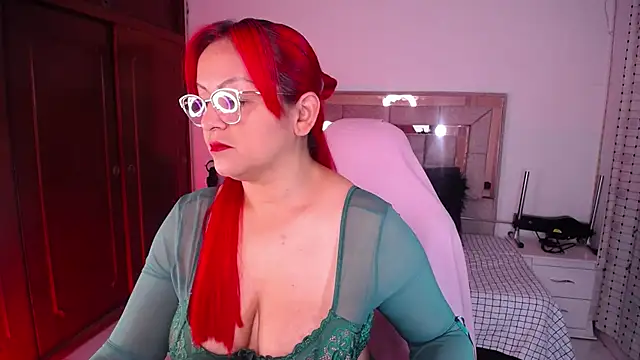 Snapshot of salomecastro_ chatting on October 30, 2025, 1:18 am salomecastro online show from October 30, 2025, 1:18 am