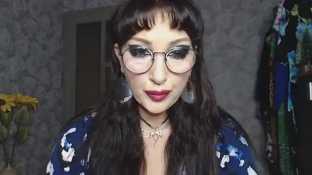 Snapshot of Aziza1 chatting on September 23, 2025, 2:42 pm Aziza1 online show from September 23, 2025, 2:42 pm