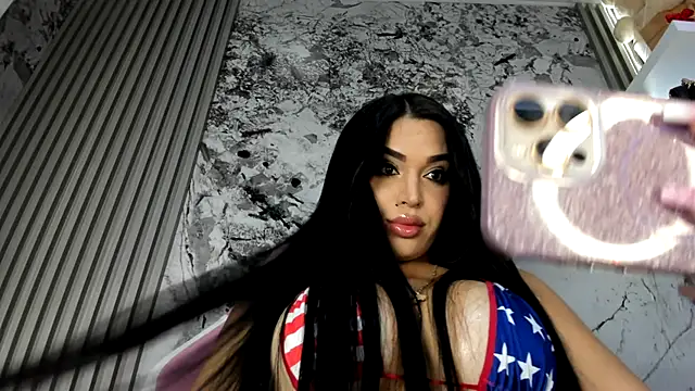 Snapshot of Loren_Baker chatting on November 26, 2025, 11:11 am Loren Baker online show from November 26, 2025, 11:11 am