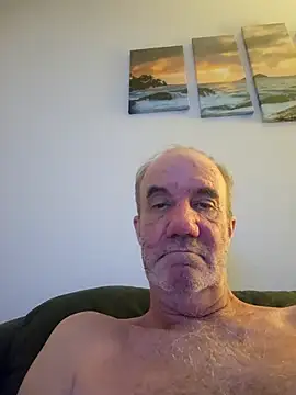 popperricki online show from April 13, 2026, 3:23 am