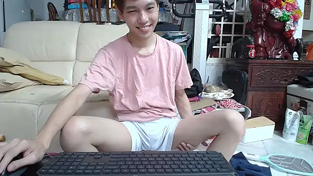 andrewooi online show from March 3, 2025, 6:12 pm