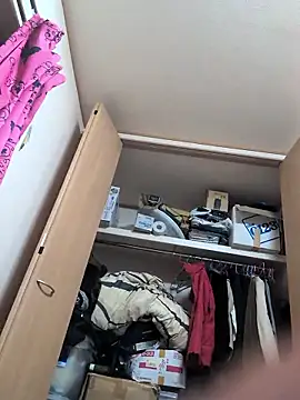 sexybottomrakkii online show from April 15, 2026, 3:30 pm