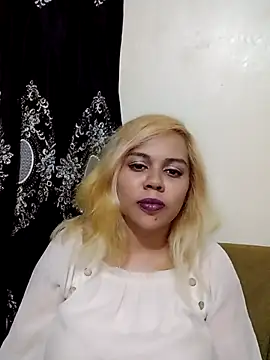 Nainagupta7890 online show from February 8, 2026, 8:34 pm